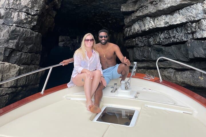 Amalfi Coast Boat Tour: Snorkeling, Prosecco & Hidden Coves photo 5
