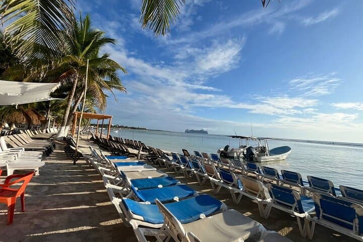 Costa Maya Fishermans Village Beach Club Day Pass & Snorkel in Mahahual photo 2