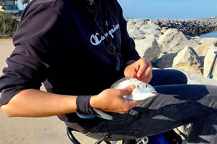 Private Atlantic Surfcasting Tour from Casablanca to Bouznika: Coastal Fishing Experience photo 2