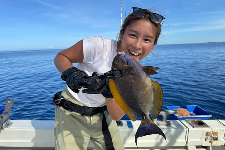 Gurukun Fishing with a Local Fisherman in Chatan: Half-Day Okinawa Sea Adventure