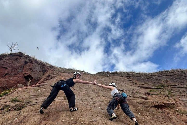 Outdoor Climbing Sessions in Edinburgh: Rock Routes, Coaching & Coastal Crags
