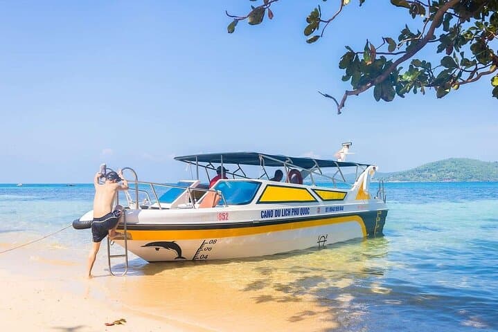 Phu Quoc Three Islands Canoe & Snorkel Adventure from Duong Dong photo 3