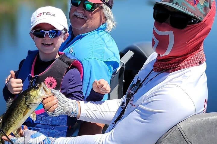Catch Trophy Bass on Florida’s Harris Chain: Expert-Guided Bass Fishing
