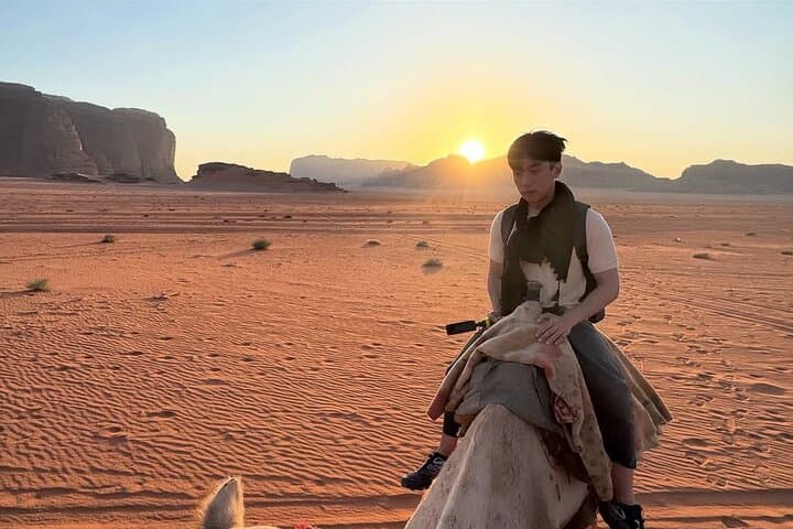 Wadi Rum Full-Day Jeep Safari with Bedouin Lunch and Sunset Views photo 5