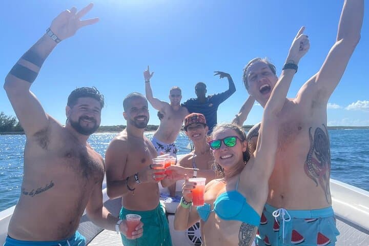 Private Rose Island Beach & Snorkel Tour with Drinks — Nassau Day Trip