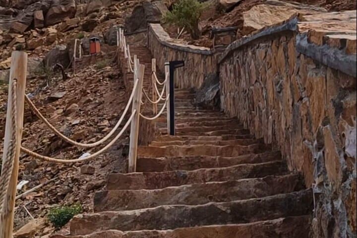 Khasab Fjord Trek & Dhow Cruise: Two Seas Viewpoint, Dolphins & Snorkeling