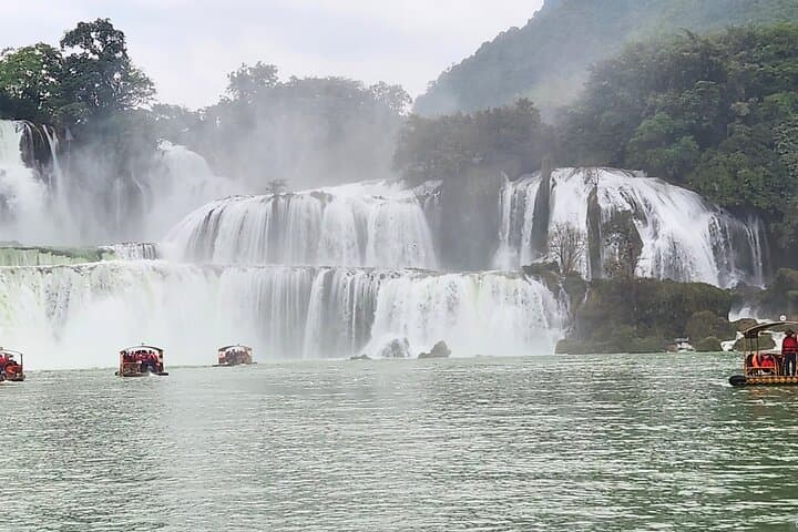 Southeast China 16-Day First-Class Cultural & Nature Adventure photo 2
