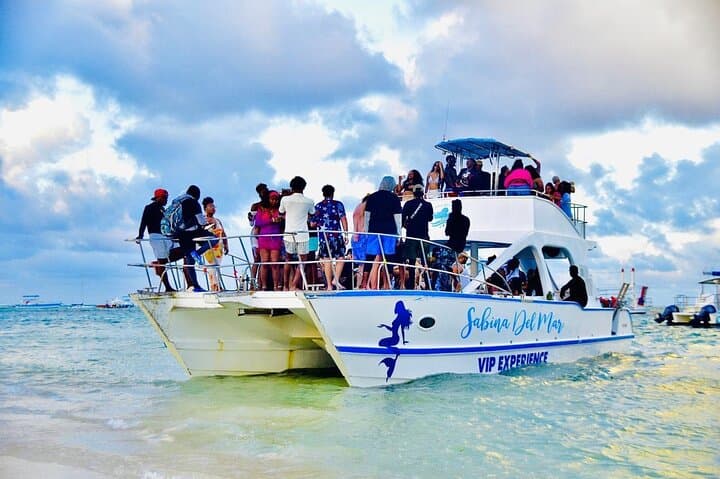 Punta Cana Adults-Only Catamaran Party: Snorkel, Natural Pool & Open Bar