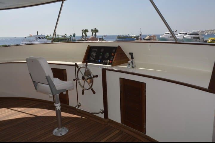 VIP Snorkeling & Eden Island Day Trip from Hurghada – Red Sea Boat Tour photo 4