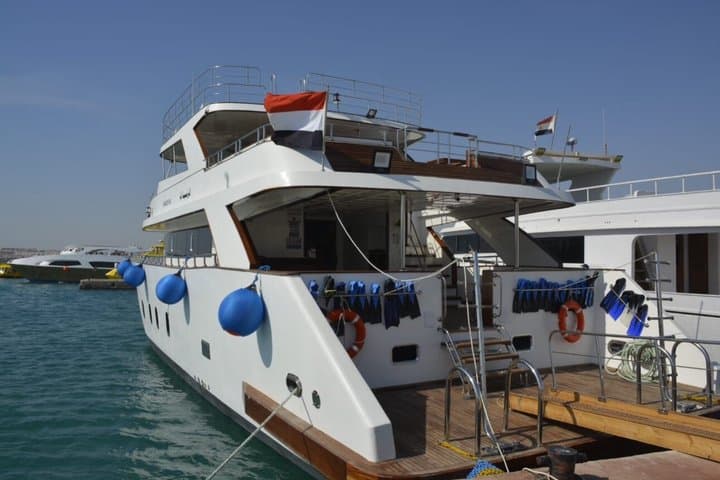 VIP Snorkeling & Eden Island Day Trip from Hurghada – Red Sea Boat Tour photo 6