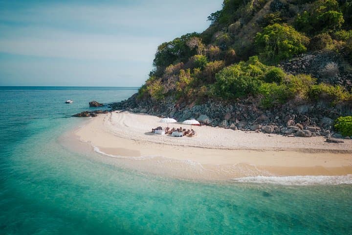 Full-Day Komodo Speedboat Tour: Padar Viewpoint, Pink Beach & Manta Snorkel photo 4