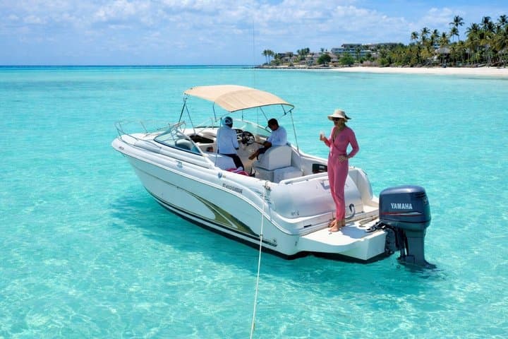 Cap Cana Private 4-Hour Boat Tour & Snorkeling from Marina Cap Cana photo 2