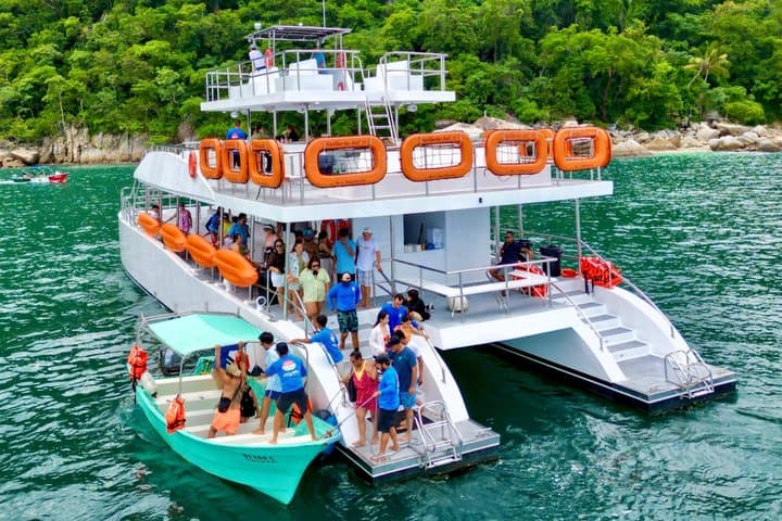 Chica Mega Catamaran: Private Luxury Catamaran Charters & Whale Watching in Puerto Vallarta