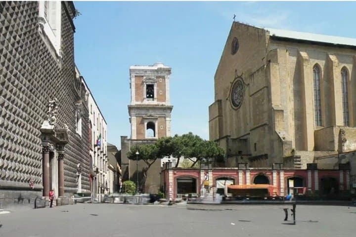 Eat Through History: Naples Monumental & Historic Center Street Food Tour photo 4