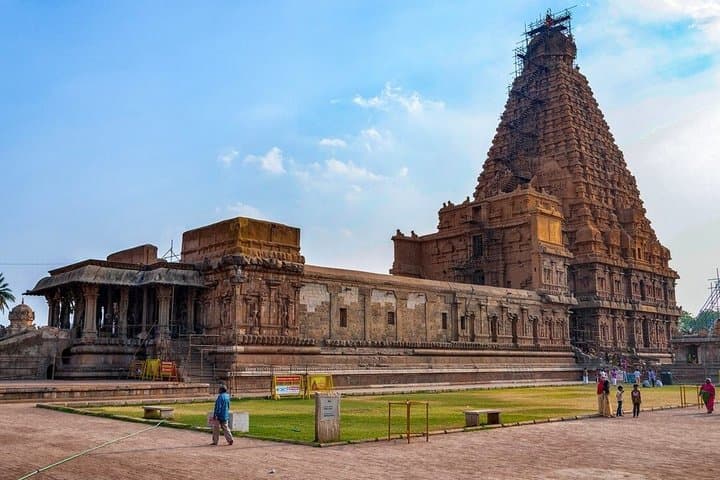 7-Day Private Chennai to Cochin: Temples, Backwaters & Wildlife photo 5