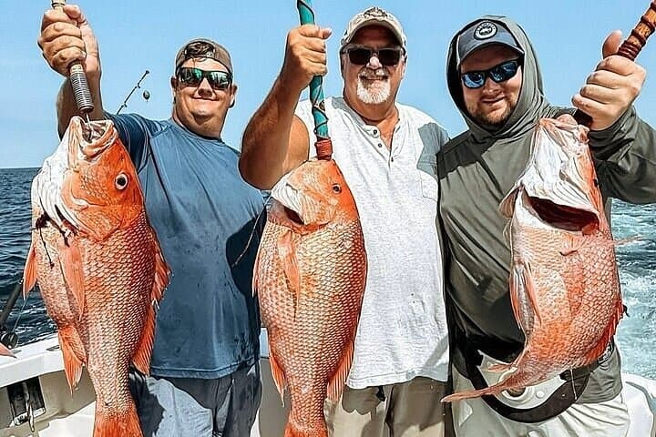 Destin Private 5-Hour Fishing Charter on a 40ft Bertram — Family-Friendly Offshore Trip photo 2