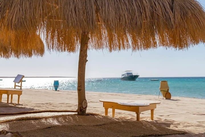 Hula Hula Island Boat Trip: Snorkel, Lunch & Relax in Hurghada photo 3