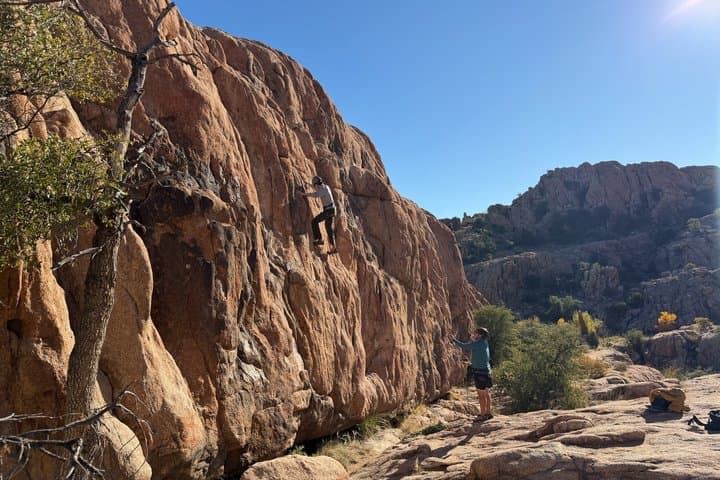 Granite Dells Rock Climbing Above Watson Lake — Guided Day Climb in Prescott photo 6