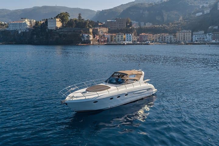 Private Amalfi Coast Boat Tour from Sorrento — Positano, Amalfi & Capri photo 1