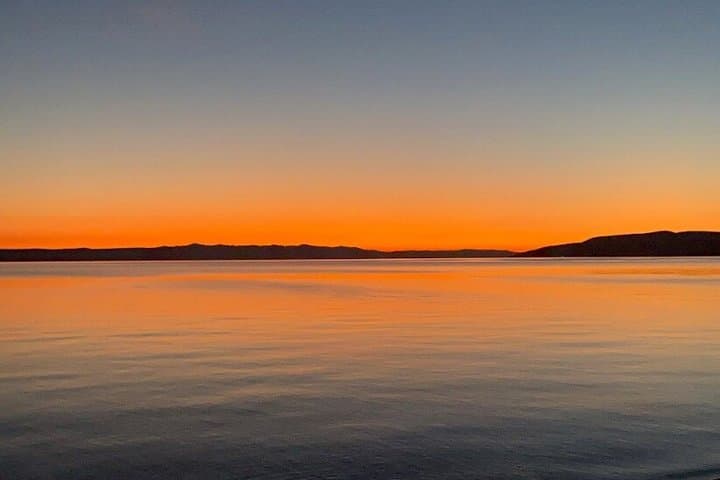 Golden Hour Speedboat Cruise to Brač Island — Snorkel & Sparkling Wine photo 3