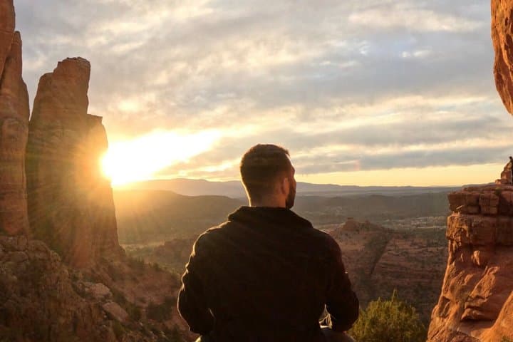 Full-Day Sedona Jeep Off-Road and Sunset Hike Adventure photo 3