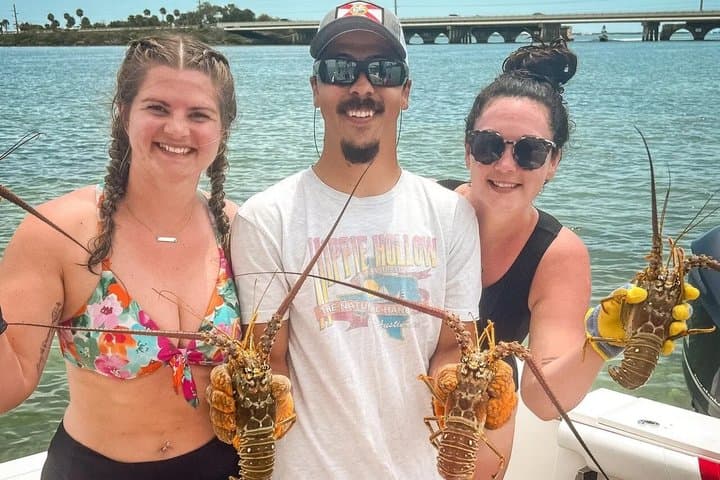 Key West 4-Hour Lobster Charter: Catch-and-Dive Lobstering Experience photo 2