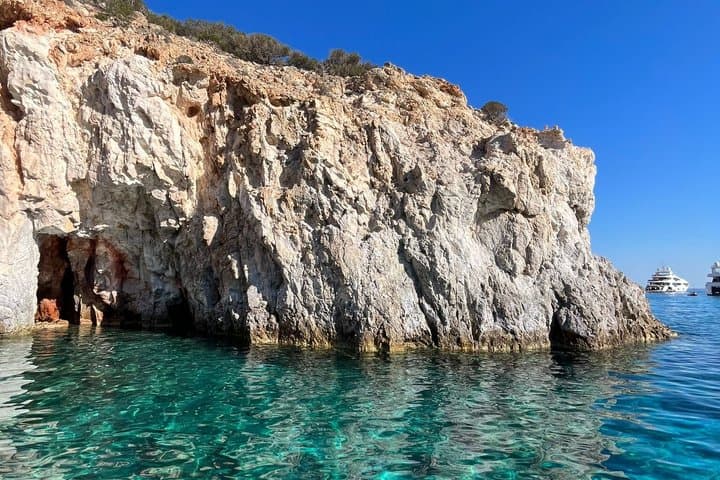 Private Full-Day Boat Tour from Paros to Milos & Polyaigos — Kleftiko, Blue Bay, Tsigrado photo 3