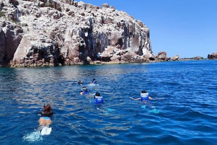 Isla Espiritu Santo & Balandra: Swim with Sea Lions on a Day Boat Tour photo 1