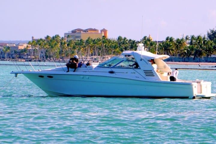 Private Yacht Charters Cap Cana Punta Cana — Snorkel, Sandbar & Deep-Sea Options