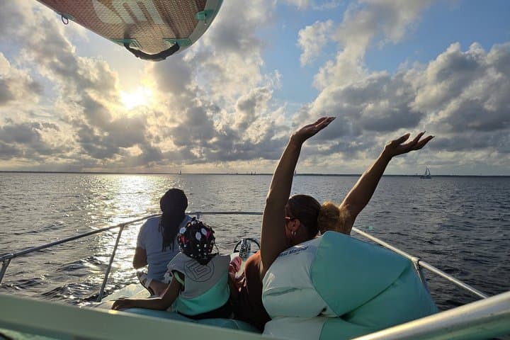 Private Crab Island Snorkel & Dolphin-Watching Charter in Destin photo 3