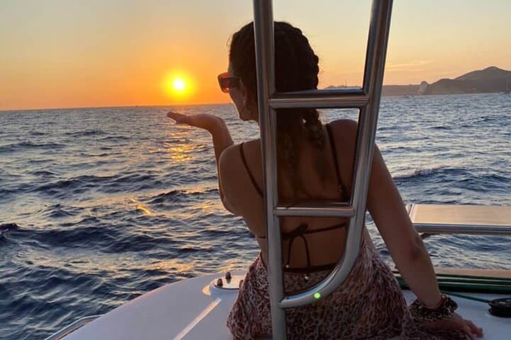 Santorini Catamaran Sunset Cruise: Dinner, Snorkeling & Hot Springs photo 3