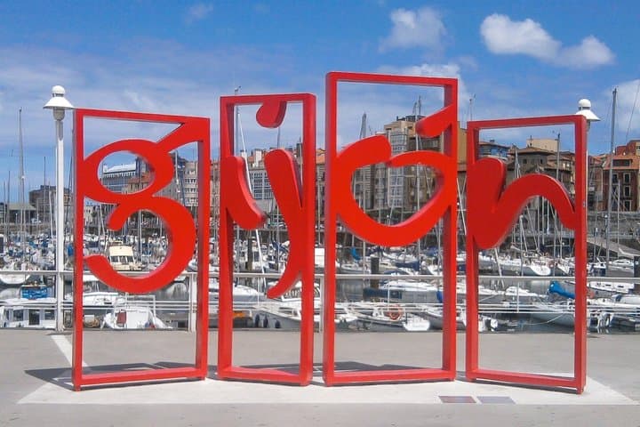 Gijón Historic Center Private Walking Tour: Cimavilla, Roman Baths & Chillida photo 2