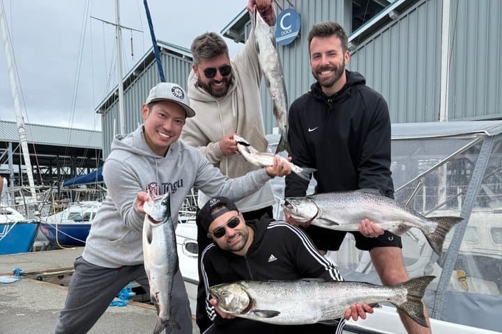 Seattle First-Light Salmon Charter: Morning Mooching in Puget Sound photo 4