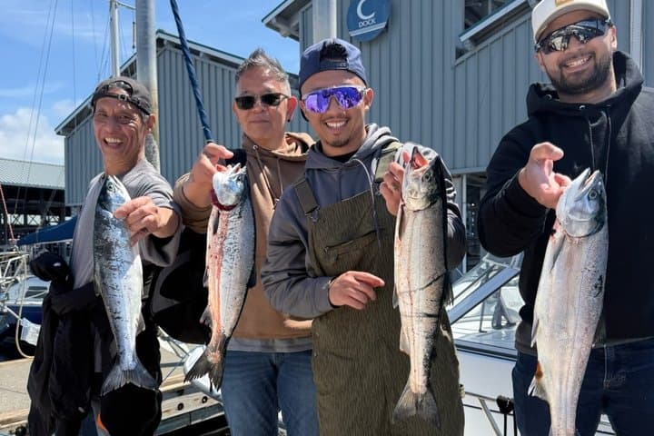 Seattle First-Light Salmon Charter: Morning Mooching in Puget Sound photo 6