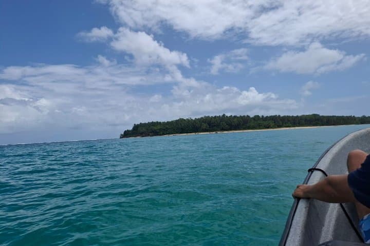 Zapatilla Cayes Snorkeling and Island Hopping from Bocas del Toro