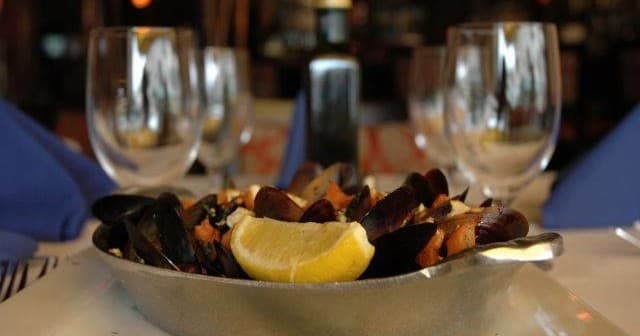 Las Olas Food Tours: River Cruise & Tasting in Fort Lauderdale