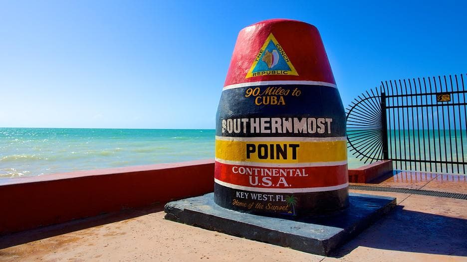 Scenic One Way Trip from Miami to Key West: Coastal Adventure and Island Charm
