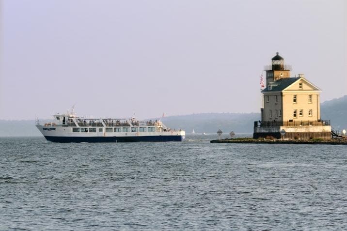 Explore the Historic Hudson River on a Scenic Sightseeing Cruise