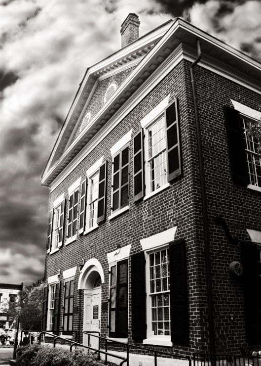 Historic Dahlonega Ghost Walk & Escape Room Tours