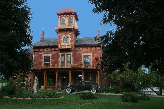 Victorian mansion exterior tour on tree-lined estate