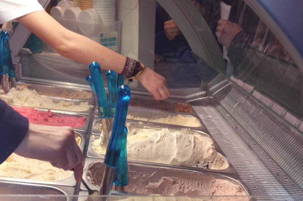 Sip and Stroll: Hidden Gems OTR Food & Drink Tour in Cincinnati photo 1