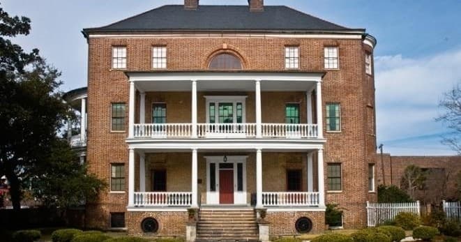 Historic Charleston City Bus & Mansion Tour Experience