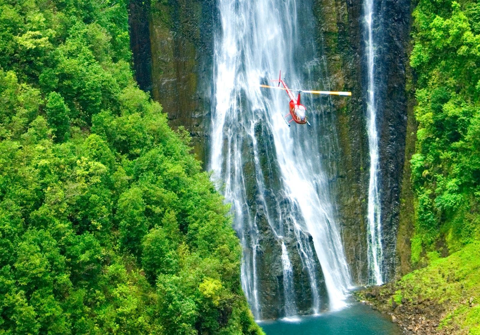 Big Island Helicopter Tour by Mauna Loa Helicopter Tours