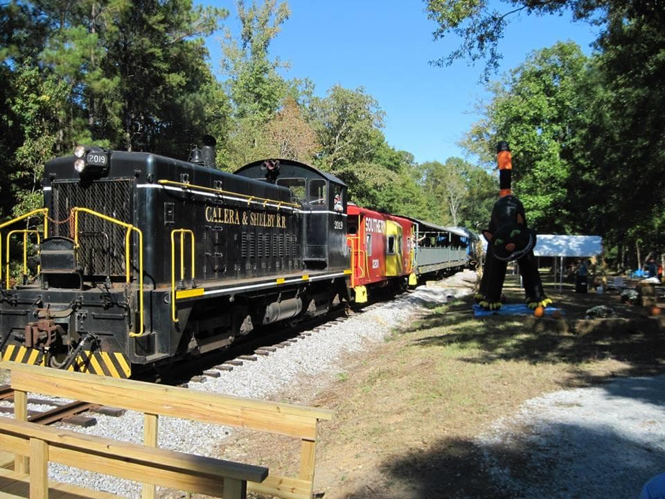 Vintage Train to Winery: Whistle Stop Express Rail & Wine Adventure in Calera