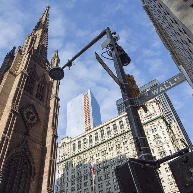 Historic Wall Street walking tour past Trinity Church and skyscrapers