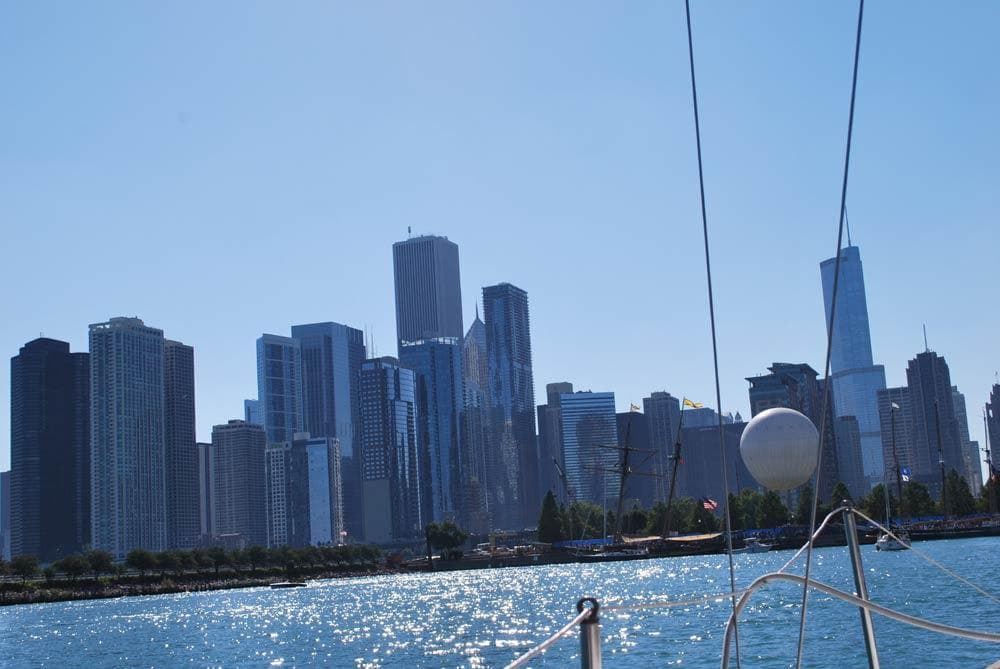 Water Activities with Vagabond / Cityscape Sails in Chicago