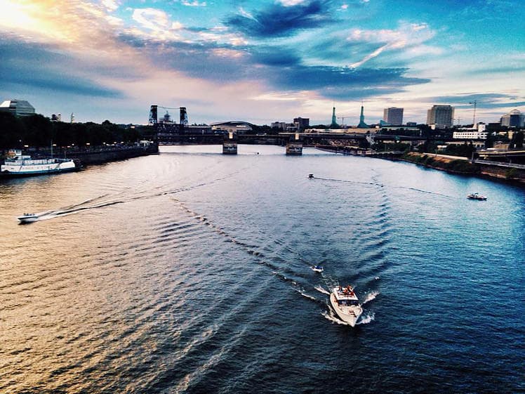 Portland Craft Beer Tour by Oregon Tour Co.