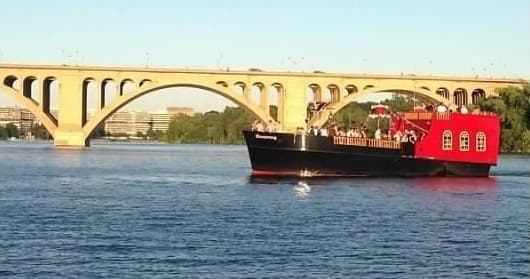 Potomac River Pirate Ship Party Cruise in Washington DC