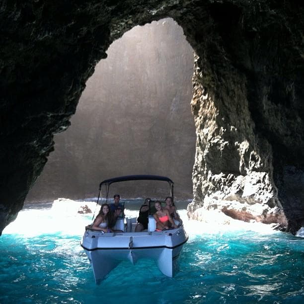 Na Pali Experience fleet