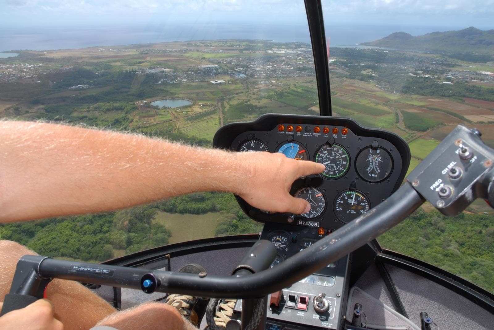 Mauna Loa Helicopter Tours - Kauai team